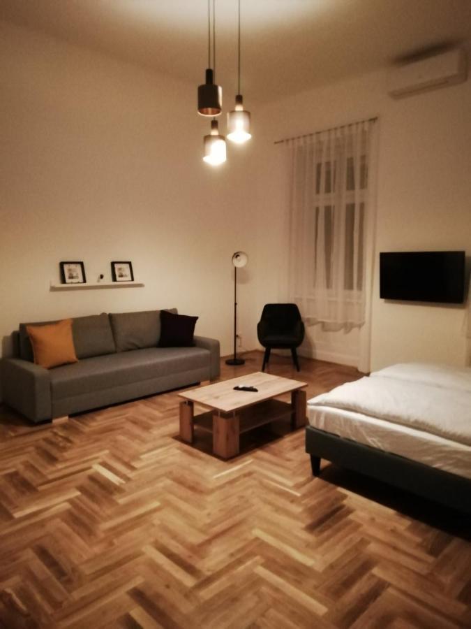 Luxury New Cozy Flat At Dob Street Nearby Gozsdu Court Apartment Budapest Exterior photo