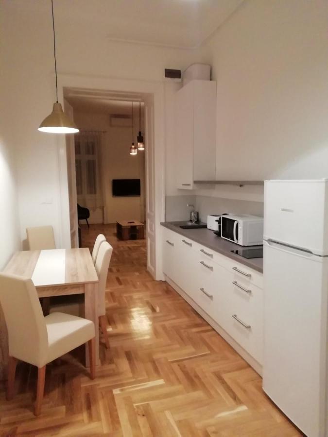 Luxury New Cozy Flat At Dob Street Nearby Gozsdu Court Apartment Budapest Exterior photo